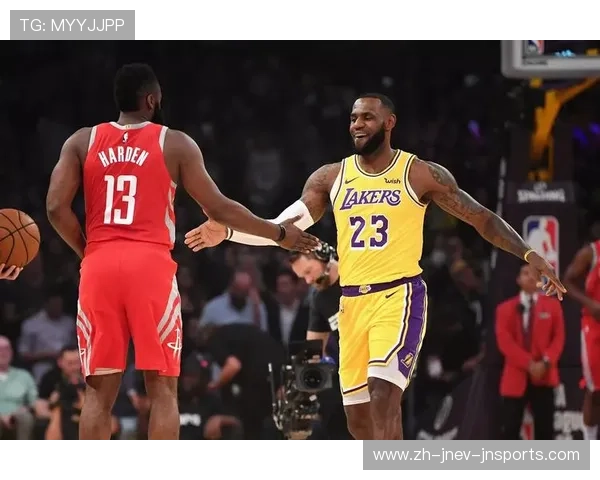 湖人队与火箭队的比赛直播及比分分析 湖人队与火箭队的比赛直播及比分分析