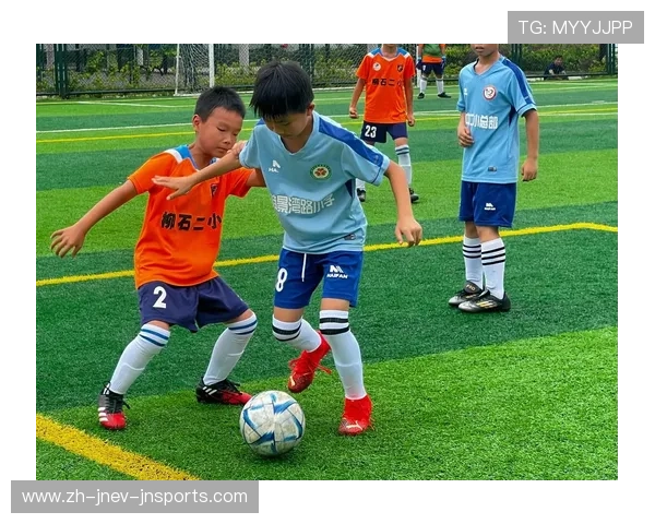 足球运动员的体能管理与恢复